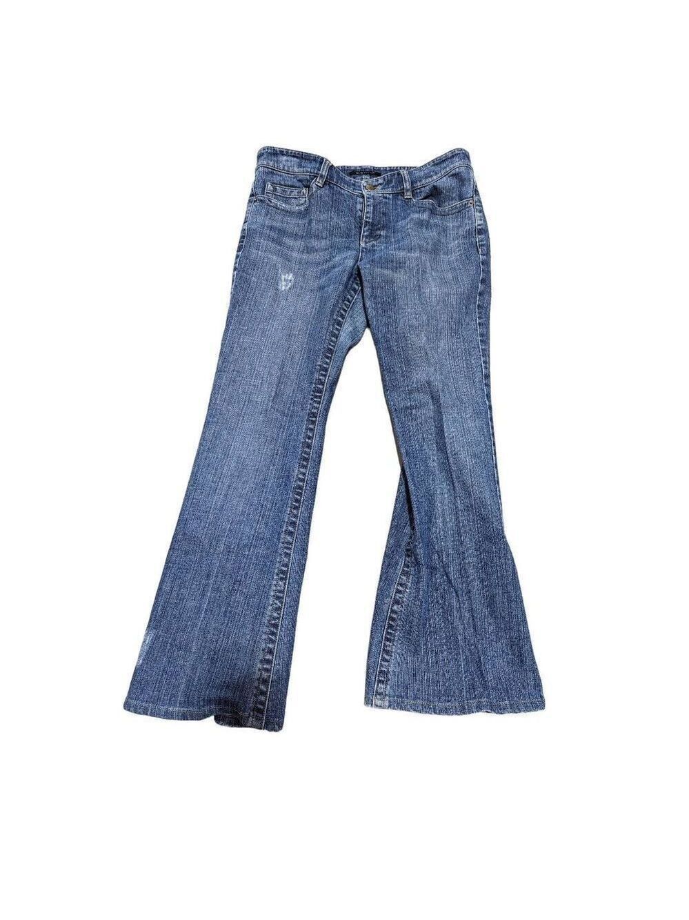 Elie Tahari Women's Blue Mid Wash Low-Rise Distressed Boot Cut Jeans Size 10